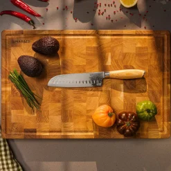 Akio Santokukniv Olivenslipt, 18 cm