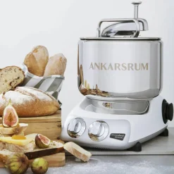 AKM 6230 Kjøkkenmaskin Black Chrome