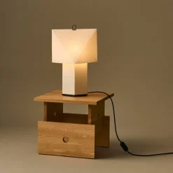 Aplat Table Lamp bordlampe, hvit