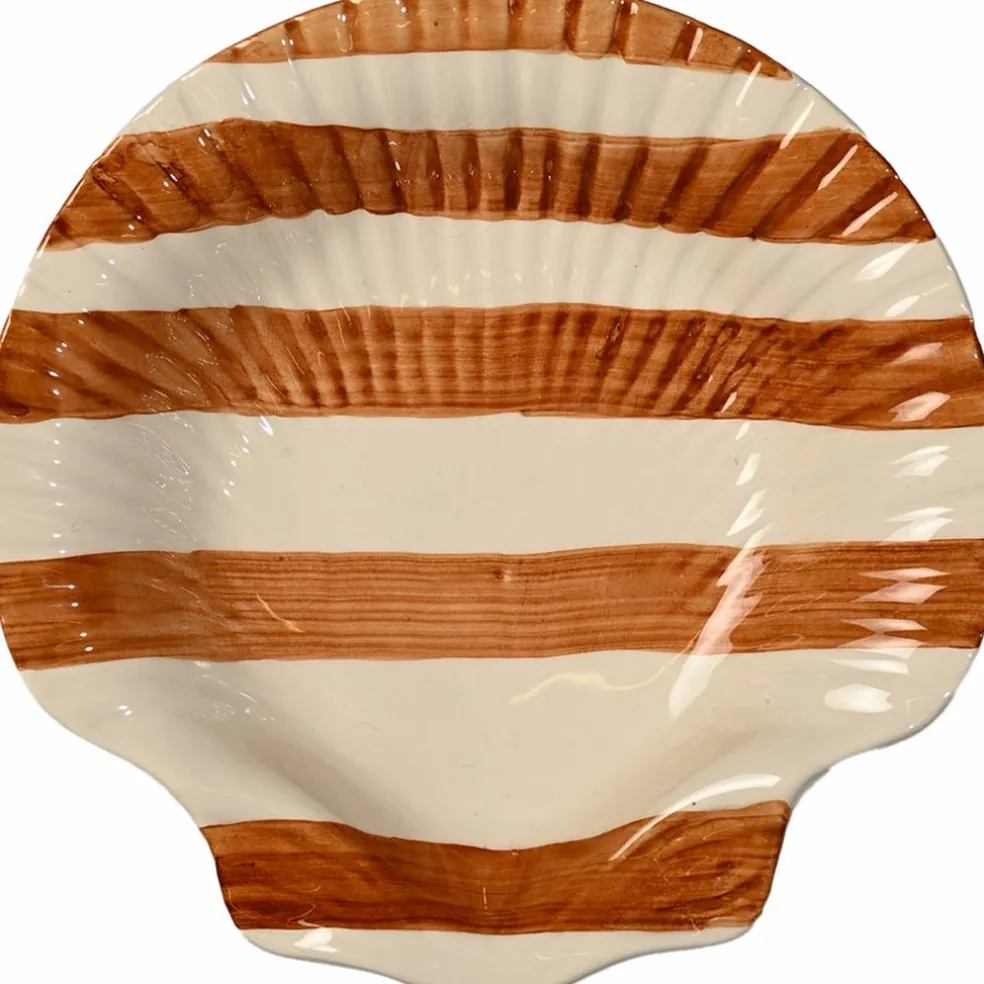 Armona Stripe serveringsfat 23,5 cm, lysebrun/hvit