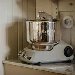 Assistent AKM 6230 Kjøkkenmaskin Harmony Beige