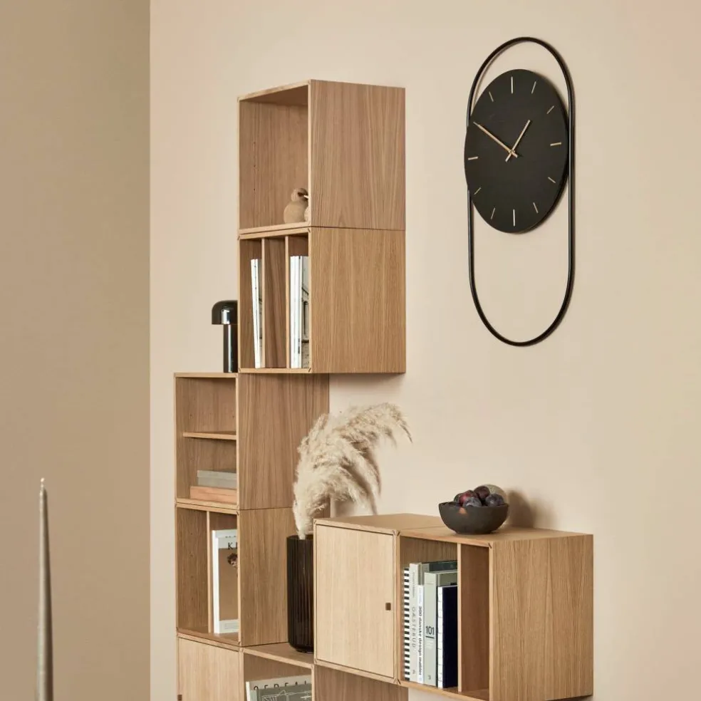 A-Wall klokke svart/metall