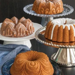 Bakeformer 70 Anniversary Gold