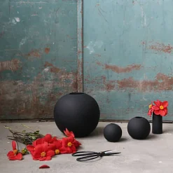 Ball vase, 20 cm, black