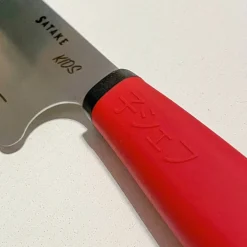 Barnekniv og skjærefast hanske