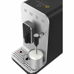 BCC02WHMEU Espressomaskin med melkeskummer