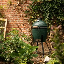 Big Green Nest Stativ med Hjul Small