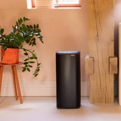 Bo Touch Bin 30 liter, mattbørstet stål