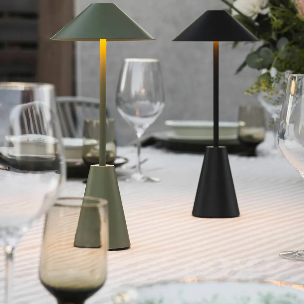 Cannes 32 bærbar bordlampe, moss green
