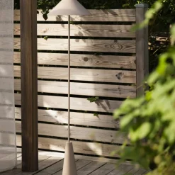 Cannes bærbar gulvlampe, svart