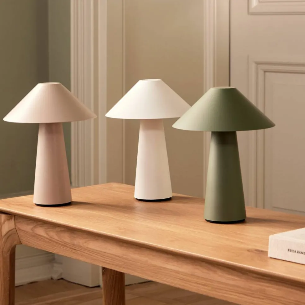 Cannes IP44 bærbar bordlampe, grønn