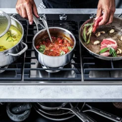 Cookware Collection Kasserolle med lokk, rustfrit stål 2,1 liter, 18 cm