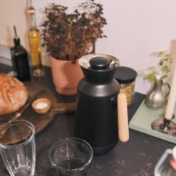 Daybreak termokanne høy 1 liter, svart