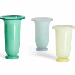 Empire (medium) vase, lys rosa