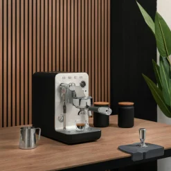 Espressomaskin, hvit
