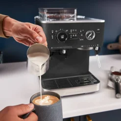 Espressomaskin med kaffekvern, juniper