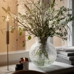 Glassvase med rund mønstret struktur, 14 cm