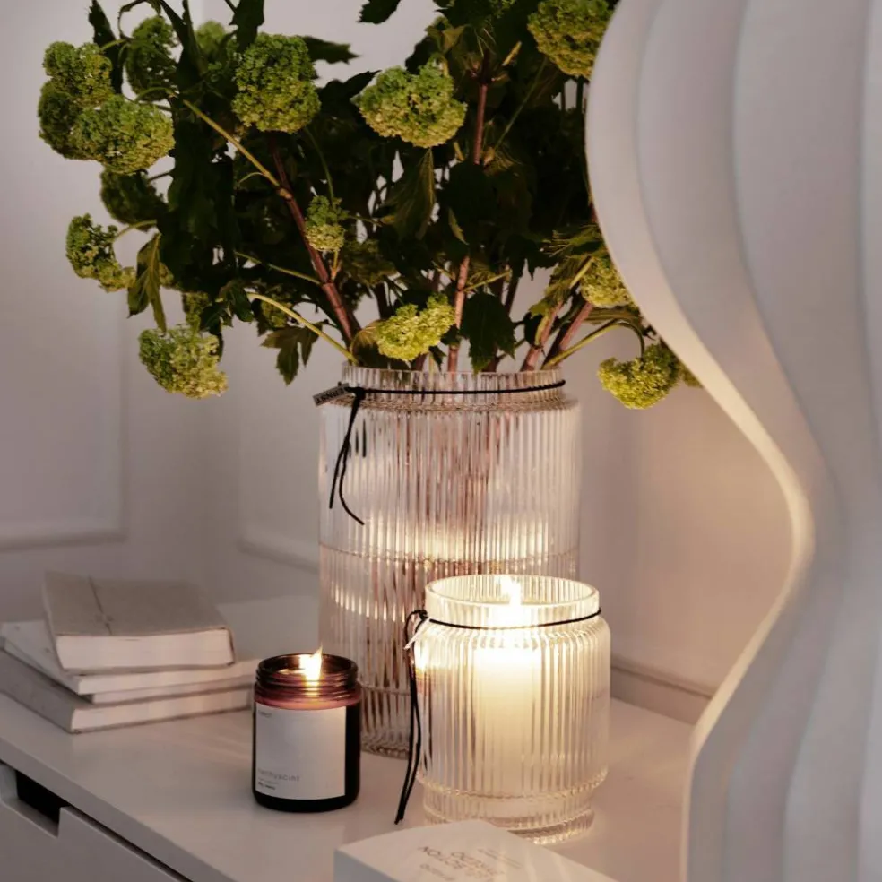 Glassvase med stripete struktur, 14,8 cm