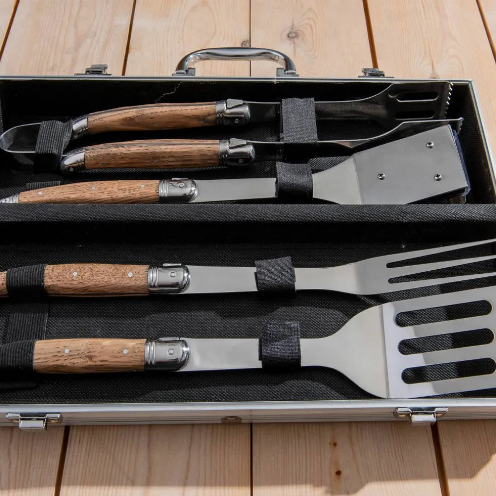 Grillsett i aluminiumskoffert 4 deler, eikehåndtak