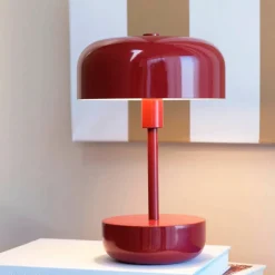 Haipot portabel LED-bordlampe, mørkerød