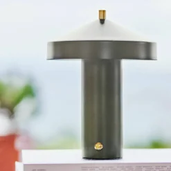 Hatto bordlampe, hvit