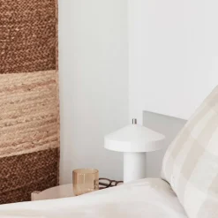 Hatto bordlampe, hvit