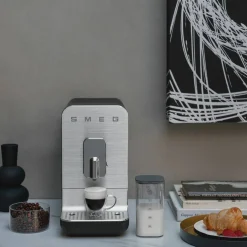 Helautomatisk espressomaskin, svart