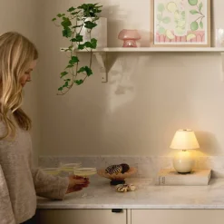 Iris bærbar bordlampe, grønn