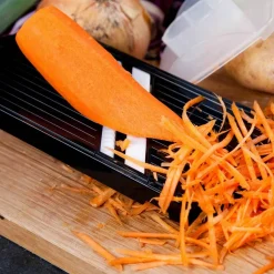 Juliennestrimler med Keramisk Blad