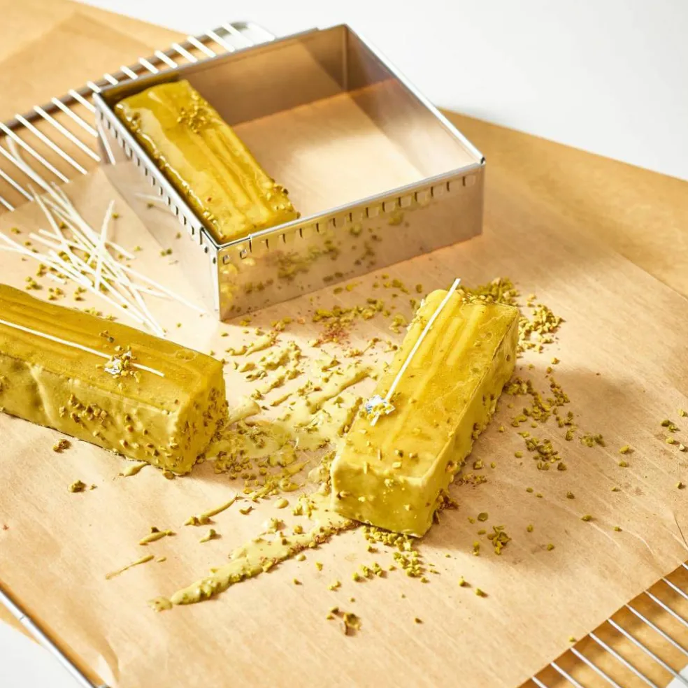 Justerbar bakeform 21,5 X 11,5 cm - 40 x 21 cm.