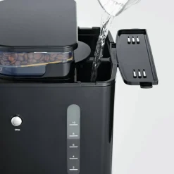 KA4813 kaffetrakter med innebygd kvern, touch display