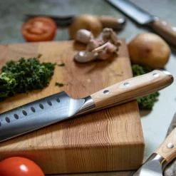 Knivsett med 5 kniver i europeisk tradisjon