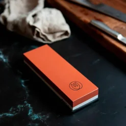 Knivsett med 3 kniver i europeisk tradisjon