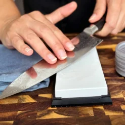 Knivsett med 4 kniver i europeisk tradisjon