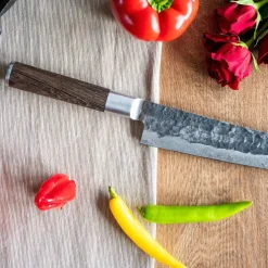 Kuro Kiritsuke kniv 23 cm.