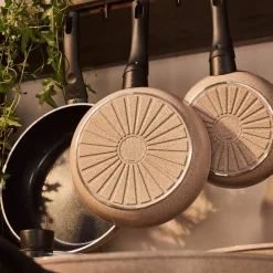 Ledro stekepanne 24 cm, beige