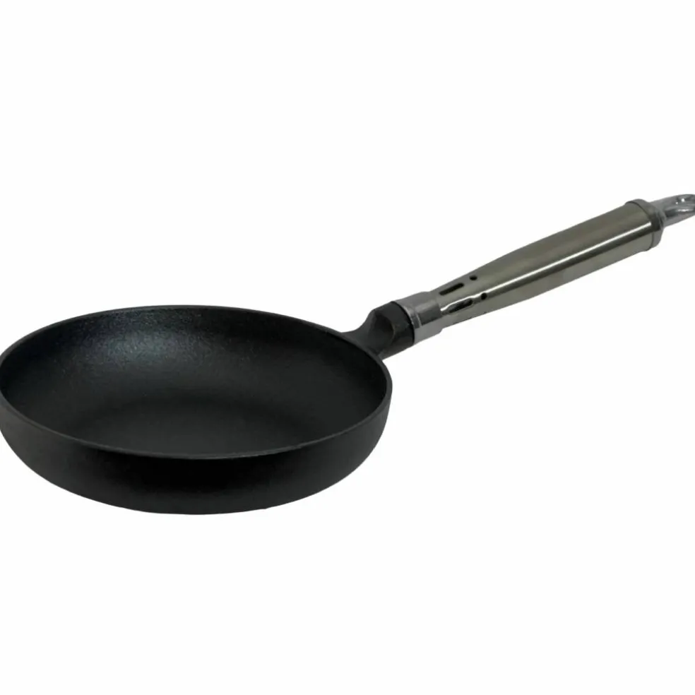Maestro støpejernsstekepanne med rundet kant, 24 cm