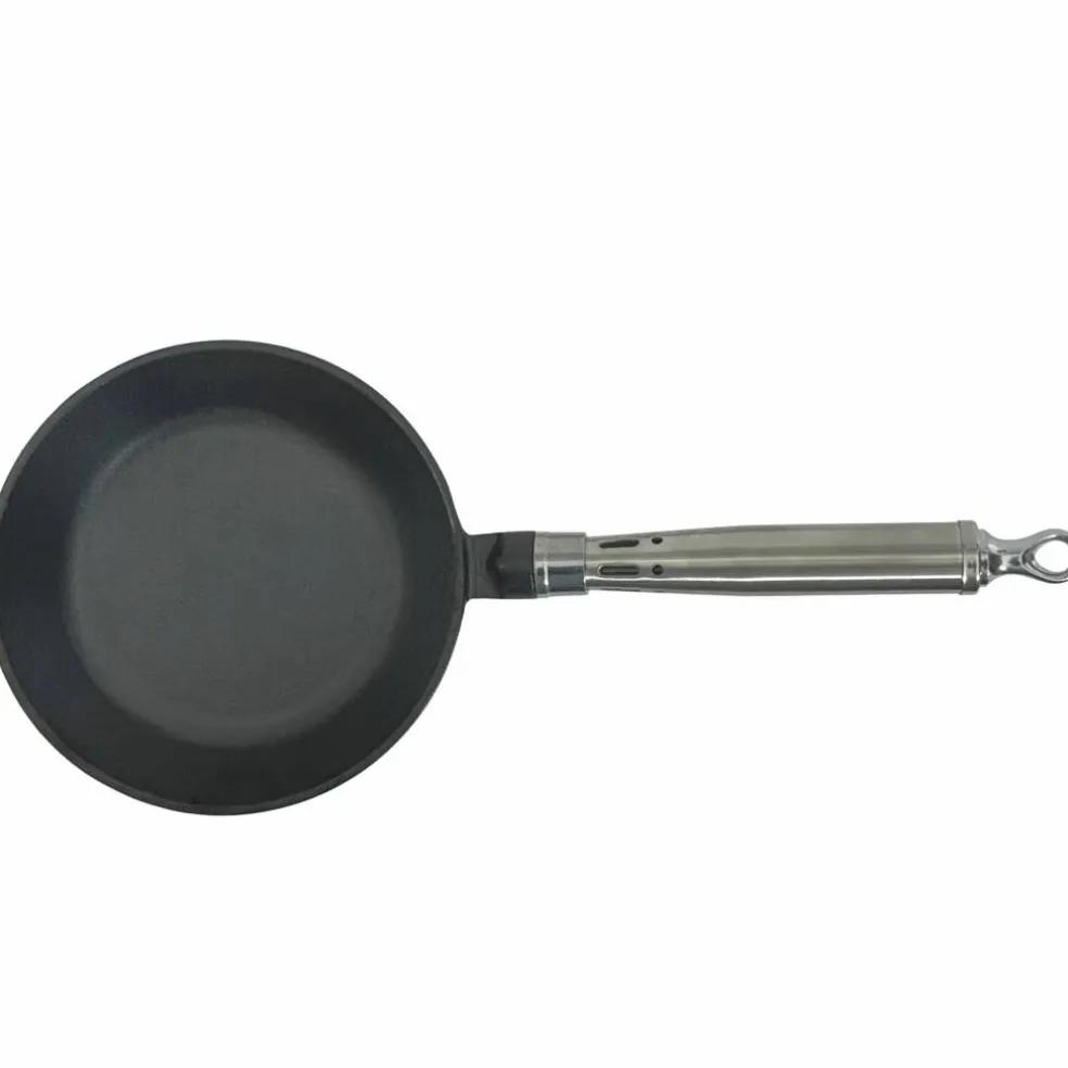 Maestro støpejernsstekepanne med rundet kant, 24 cm