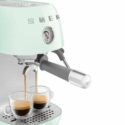 Manuell espressomaskin med Cold Brew, creme