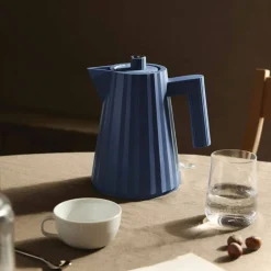 MDL06 Plissé vannkoker, 1,7 liter, sort