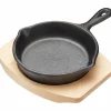 Mini Serverings Støpejernspanne med Treunderlag