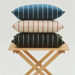 Outdoor Market pute 45 × 35 centimeter, beige/rød