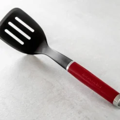 Perforert stekespade, empire red