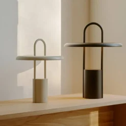 Pier bærbar LED-lampe 33,5 cm, svart