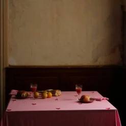 Pink Hearts duk 250×145 cm, rosa