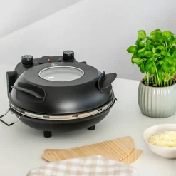 Pizza Maker