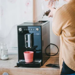 Purista helautomatisk kaffemaskin, svart
