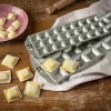 Ravioliform til 24 kvadratiske ravioli