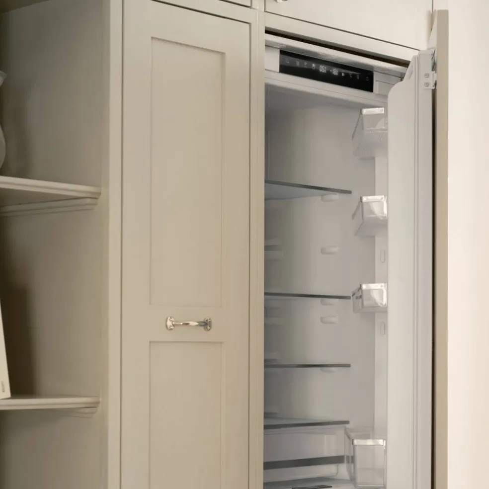 REF604BBNPTC-S kjøleskap/fryser sliding-door integrert 193 cm