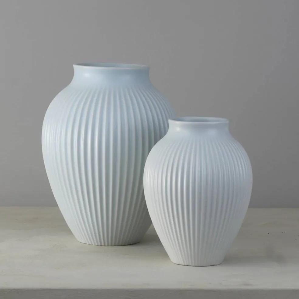 Ripple vase 20 cm, matt dark blue